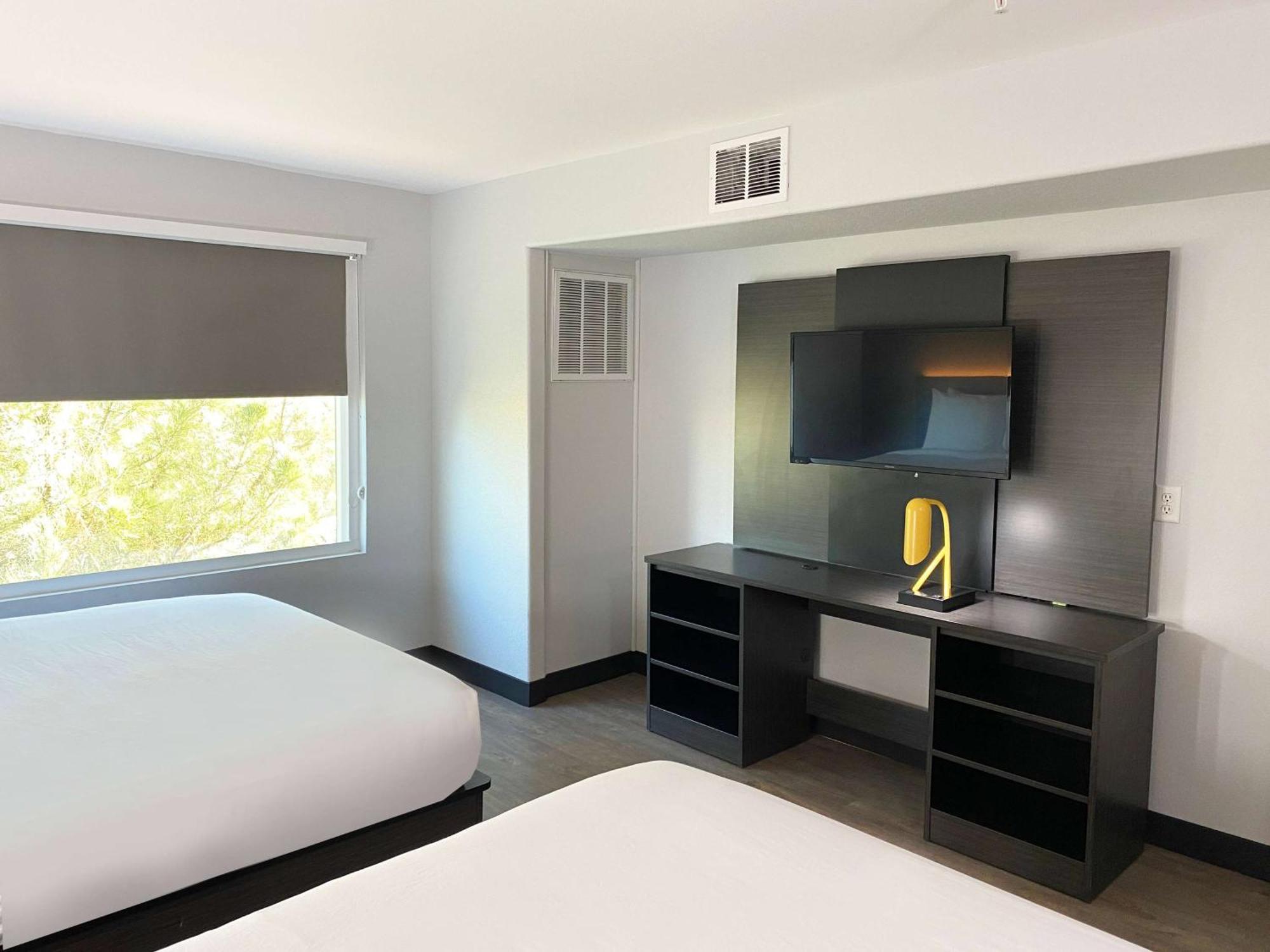 Hawthorn Extended Stay By Wyndham ホッブズ エクステリア 写真