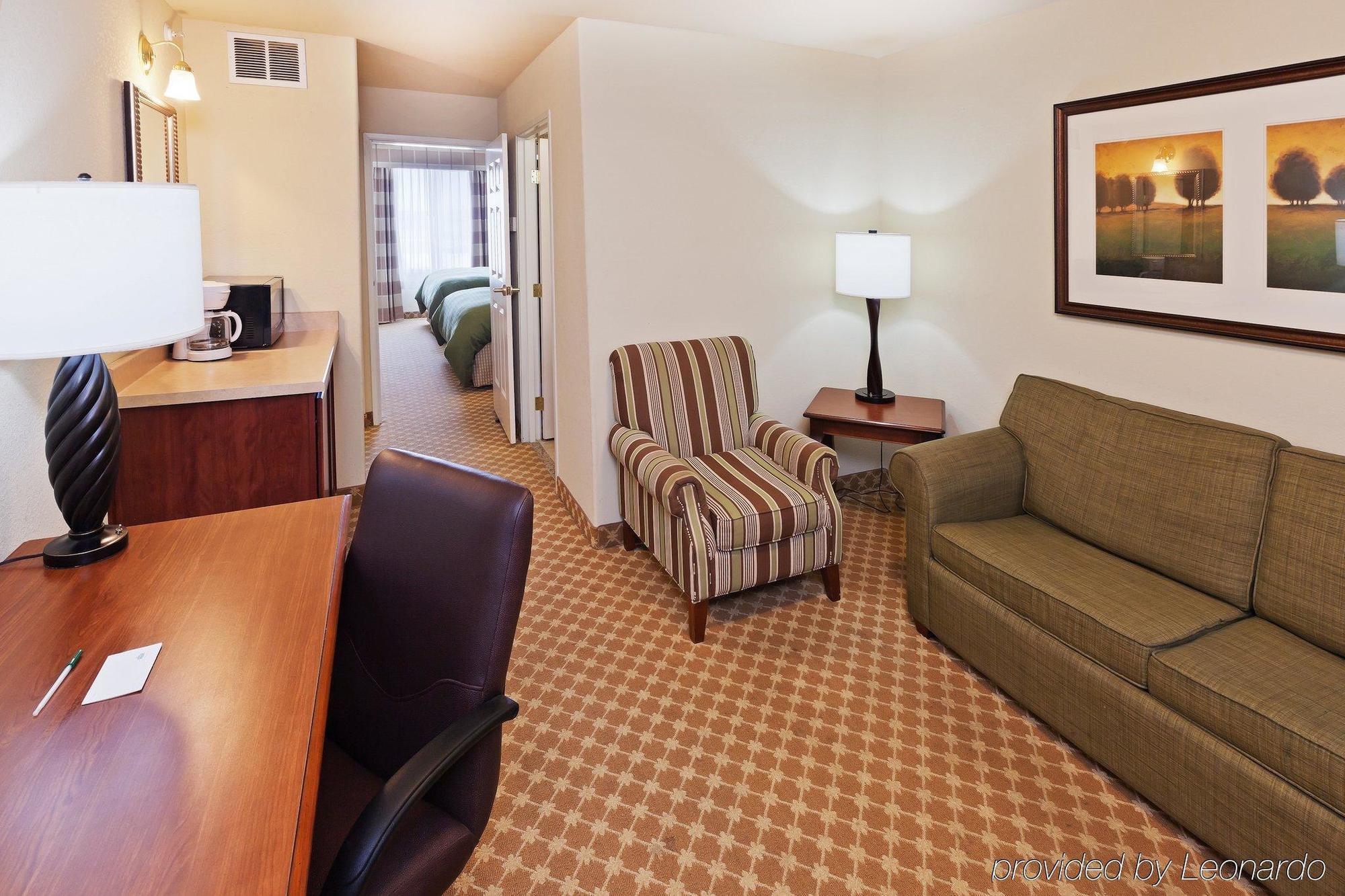 Hawthorn Extended Stay By Wyndham ホッブズ エクステリア 写真